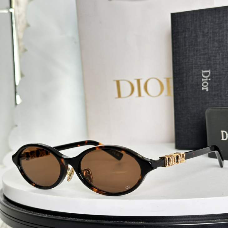 Picture of Dior Sunglasses _SKUfw75841750fw